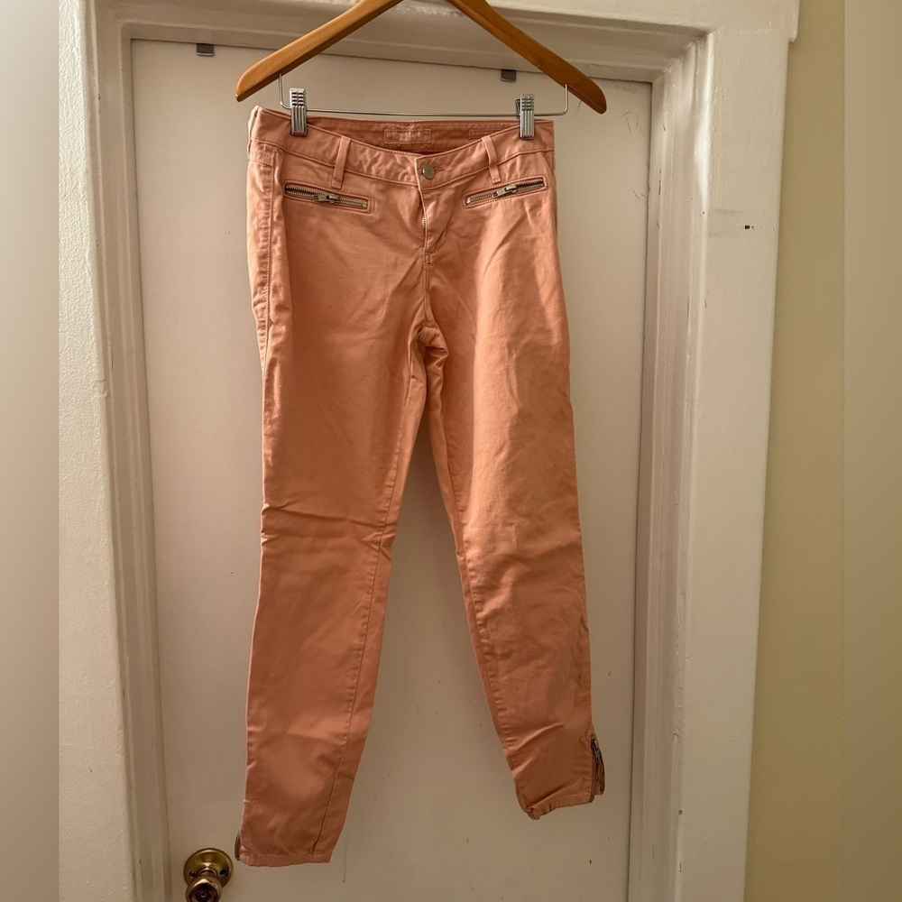 GUESS Pink/ Peach Jegging‎ Leggings size 27